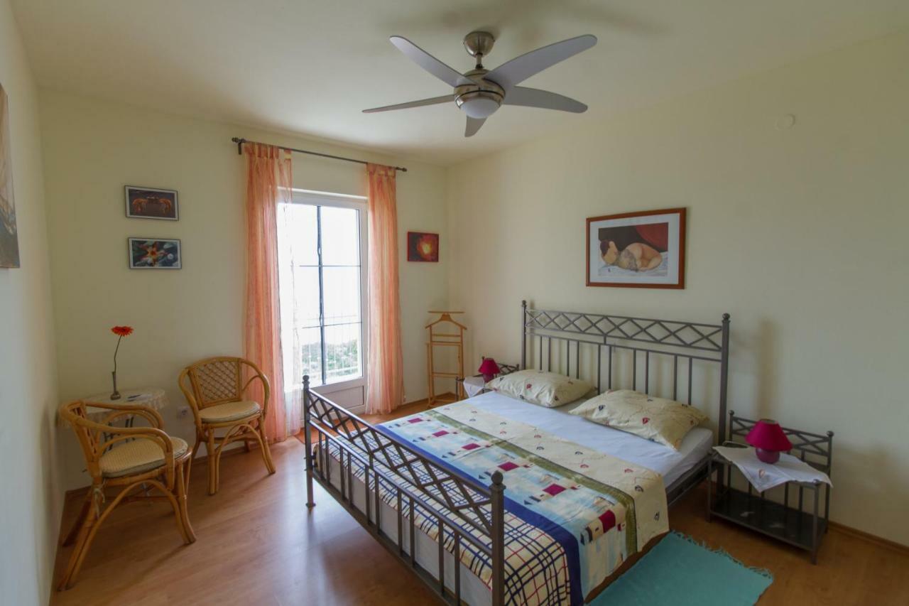 Apartments Ivana Равні Екстер'єр фото